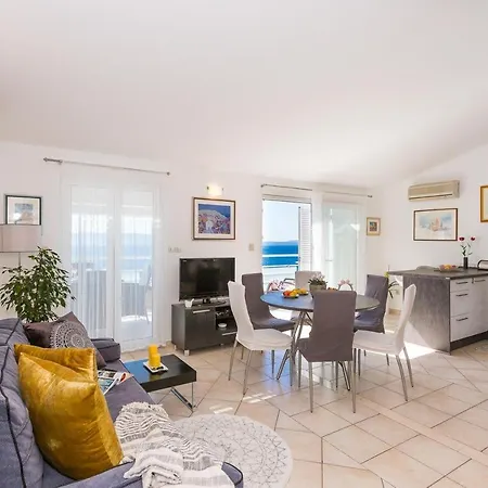 Apartment Rastici 1084b