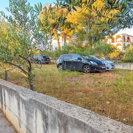 Rastici 1084b * Okrug Gornji
